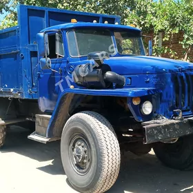 Ural 4320 2000