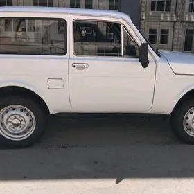 Lada Niva 1985