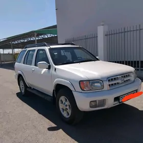 Nissan Pathfinder 2002