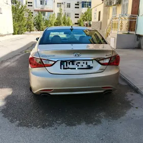 Hyundai Sonata 2012
