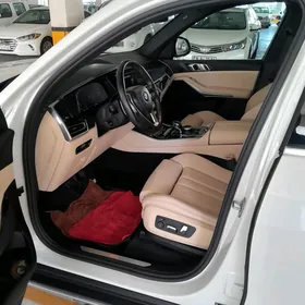 BMW X5 2021