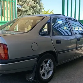 Opel Vectra 1990