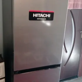 Haladilnik  Hitachi  Taze  mad