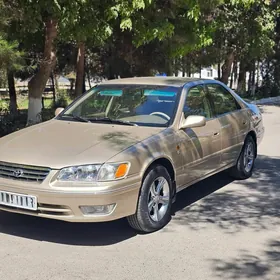 Toyota Camry 1999