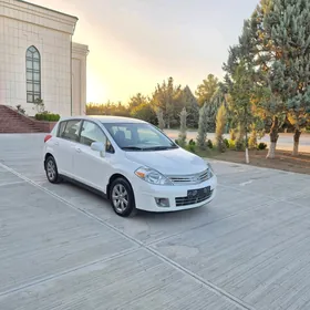 Nissan Versa 2010