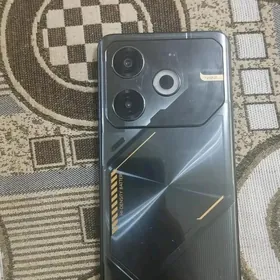 TECNO pova 6 Neo