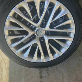 lexus is350