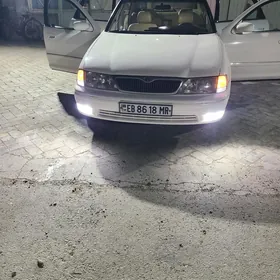 Toyota Avalon 1999