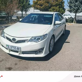 Toyota Camry 2012