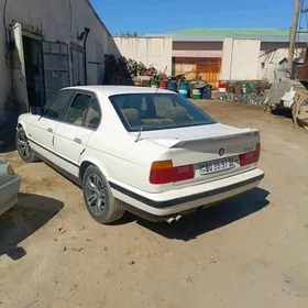 BMW 530 1989