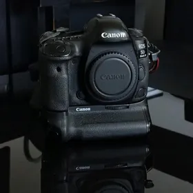 Canon mark 4