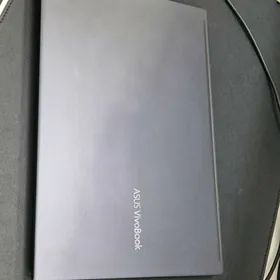 Asus VivoBook