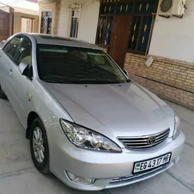 Toyota Camry 2003