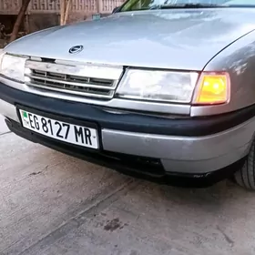 Opel Vectra 1989
