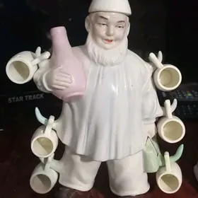 СТАТУЭТКИ ГДР/ СССР