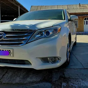 Toyota Avalon 2011
