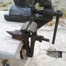 Tiski