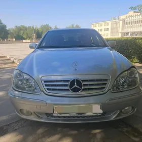 Mercedes-Benz S-Class 2000