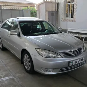 Toyota Camry 2005