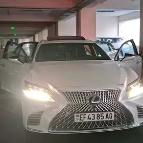 Lexus LS 500 2019