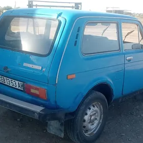 Lada Niva 1986