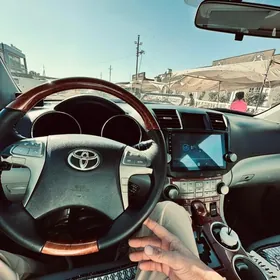 Toyota Highlander 2010
