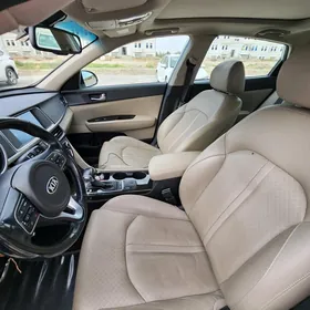 Kia Optima 2020