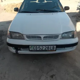 Toyota Carina 1996