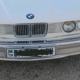 BMW 730 1990
