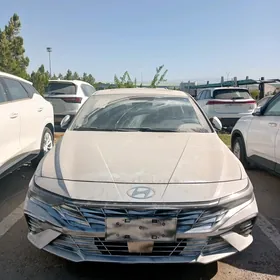 Hyundai Elantra 2025