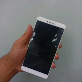 Mi max