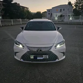Lexus ES 350 2019