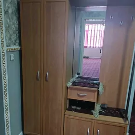 şkaf