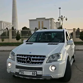 Mercedes-Benz ML350 2010