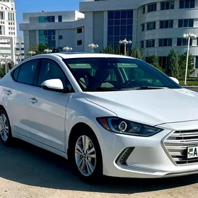 Hyundai Elantra 2018