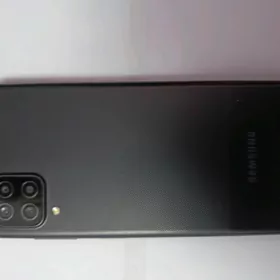 Samsung A12