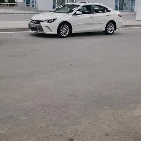 Toyota Camry 2016