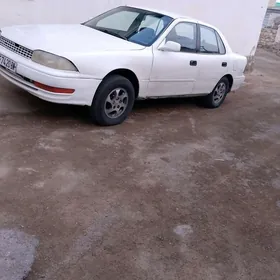 Toyota Camry 1992