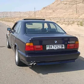 BMW 525 1990