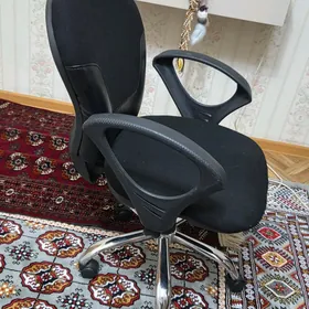 Kompyuter stul