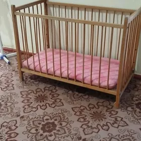 кроватка детская