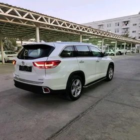 Toyota Highlander 2017