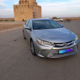 Toyota Camry 2017