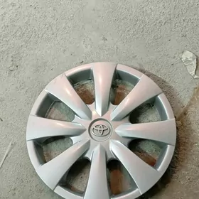Karolla kalpak.