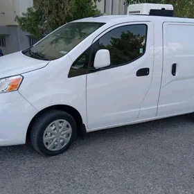 Nissan NV200 2021