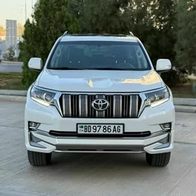 Toyota Land Cruiser Prado 2023
