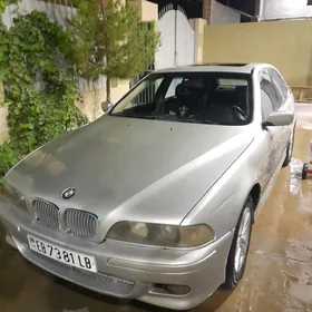 BMW E39 1999