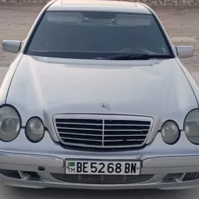 Mercedes-Benz E320 1996