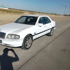 Mercedes-Benz 230E 1997