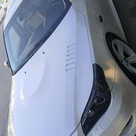 BMW E60 2004